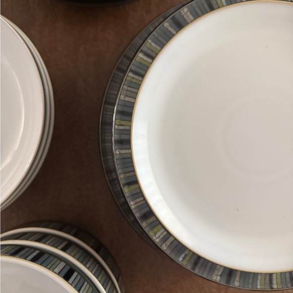 Denby Jet Stripes Dinner Set - Picture 3 of 6